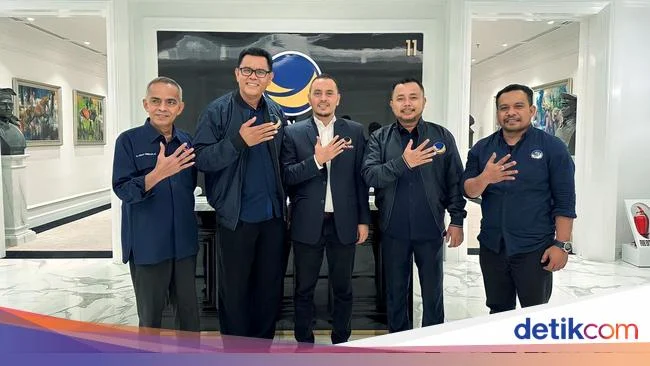 Willy Aditya Berkelakar soal Merger Partai NasDem dengan Gerindra