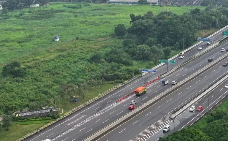 48.655 Kendaraan Melintas Jalan Layang MBZ Manfaatkan Libur Idul Adha