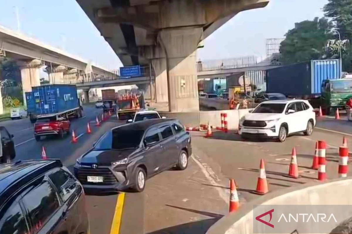 Ada Pemeliharaan, Jasamarga Lakukan “Contraflow” di Km 23-28 Tol Japek