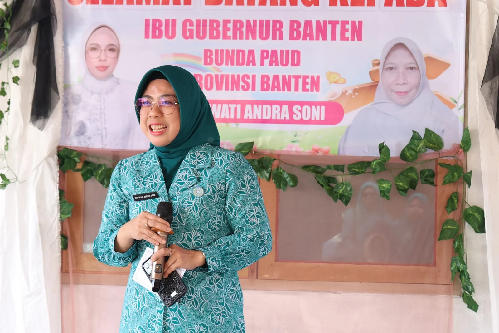 Andra Soni Ajak Puteri Indonesia 2026 Gungkan Pentingnya Pendidikan