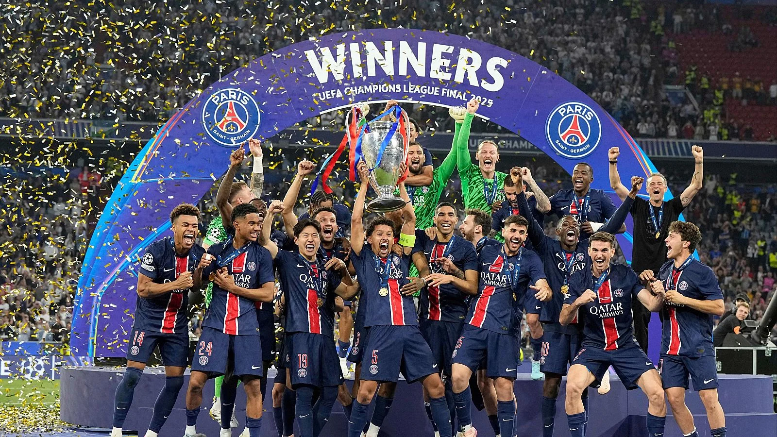 Artura Akui PSG Sebagai Tim Terbaik Dunia Usai Kemenangan di Liga Champions