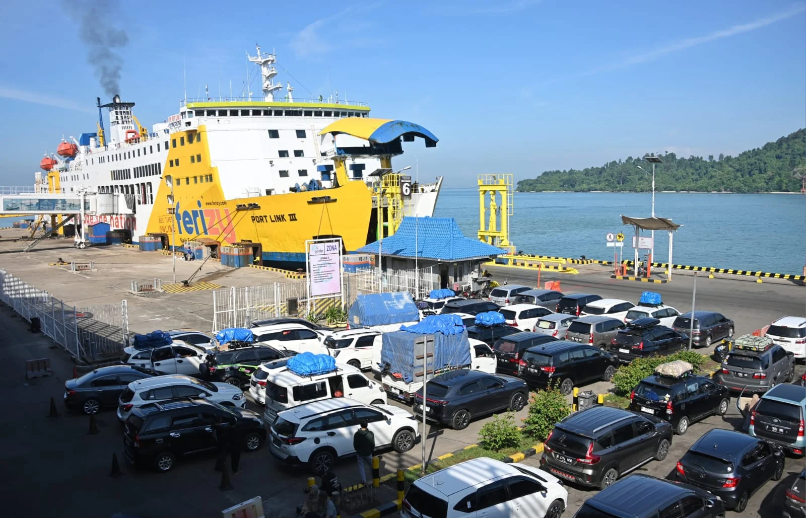 ASDP Tingkatkan Kapasitas Dermaga Bajoe Perkuat Penyeberangan‑Logistik