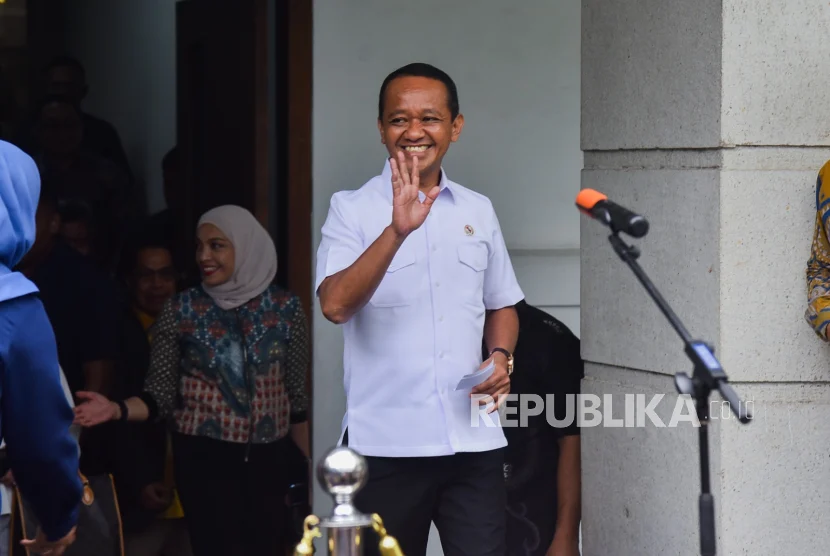 Bahlil Tegaskan Indonesia Pertahankan Batu Bara untuk Menjaga Tarif Listrik
