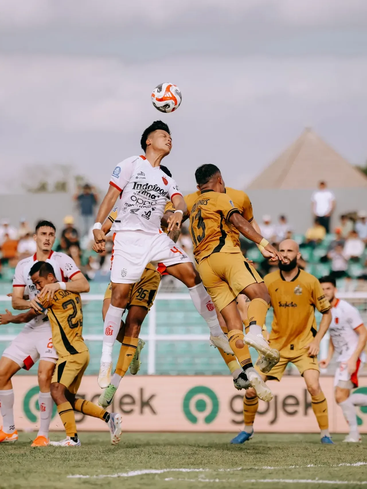 Bali United Kalahkan Bhayangkara 4-1 pada Laga Kandang Terakhir Musim Ini