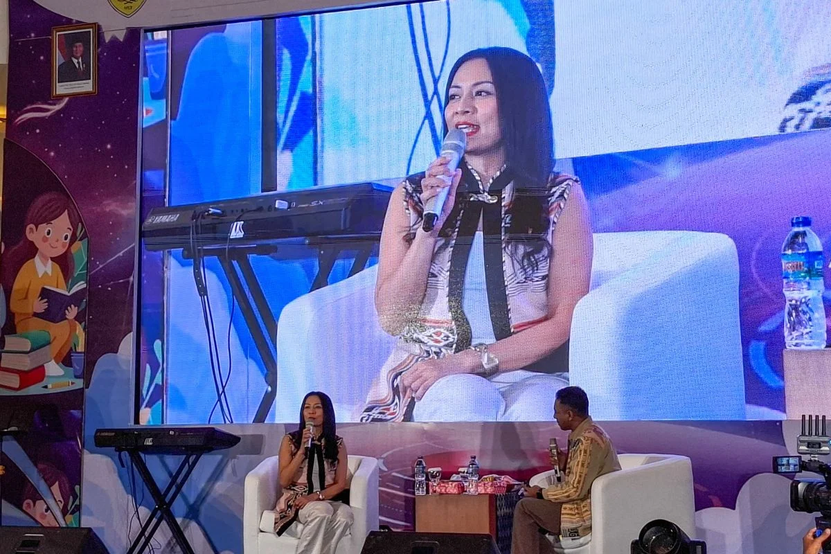 Bank Indonesia NTT Gandeng Dewi Lestari Kembangkan Literasi Daerah