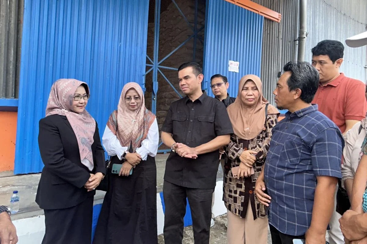 Bapanas Salurkan 250 Ton Jagung SPHP Tekan Biaya Pakan Peternak di Magetan