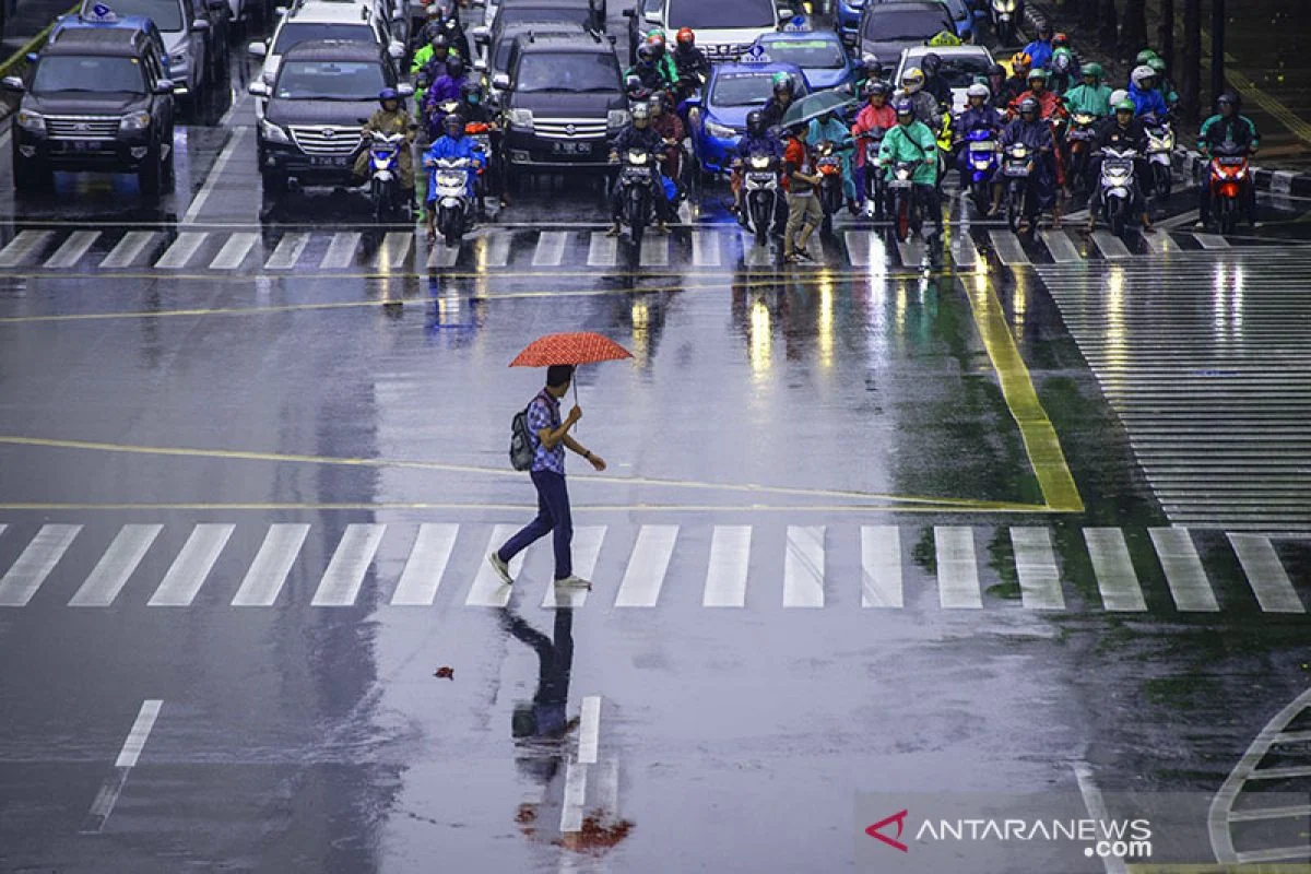 BMKG Perkirakan Hujan Lebat Mengguyur Jakarta pada Jumat Siang