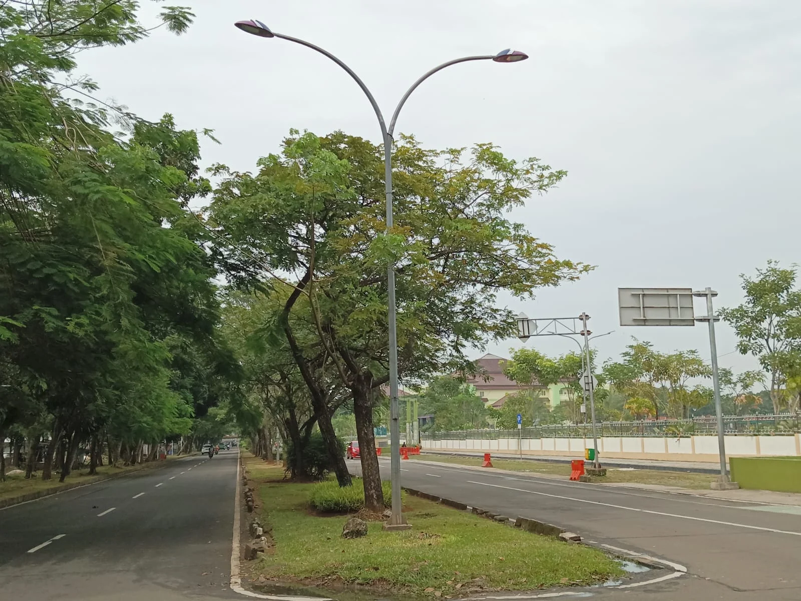 DPRD Kota Tangerang Tekankan Pemeriksaan Berkala PJU untuk Mencegah Kecelakaan di Musim Hujan