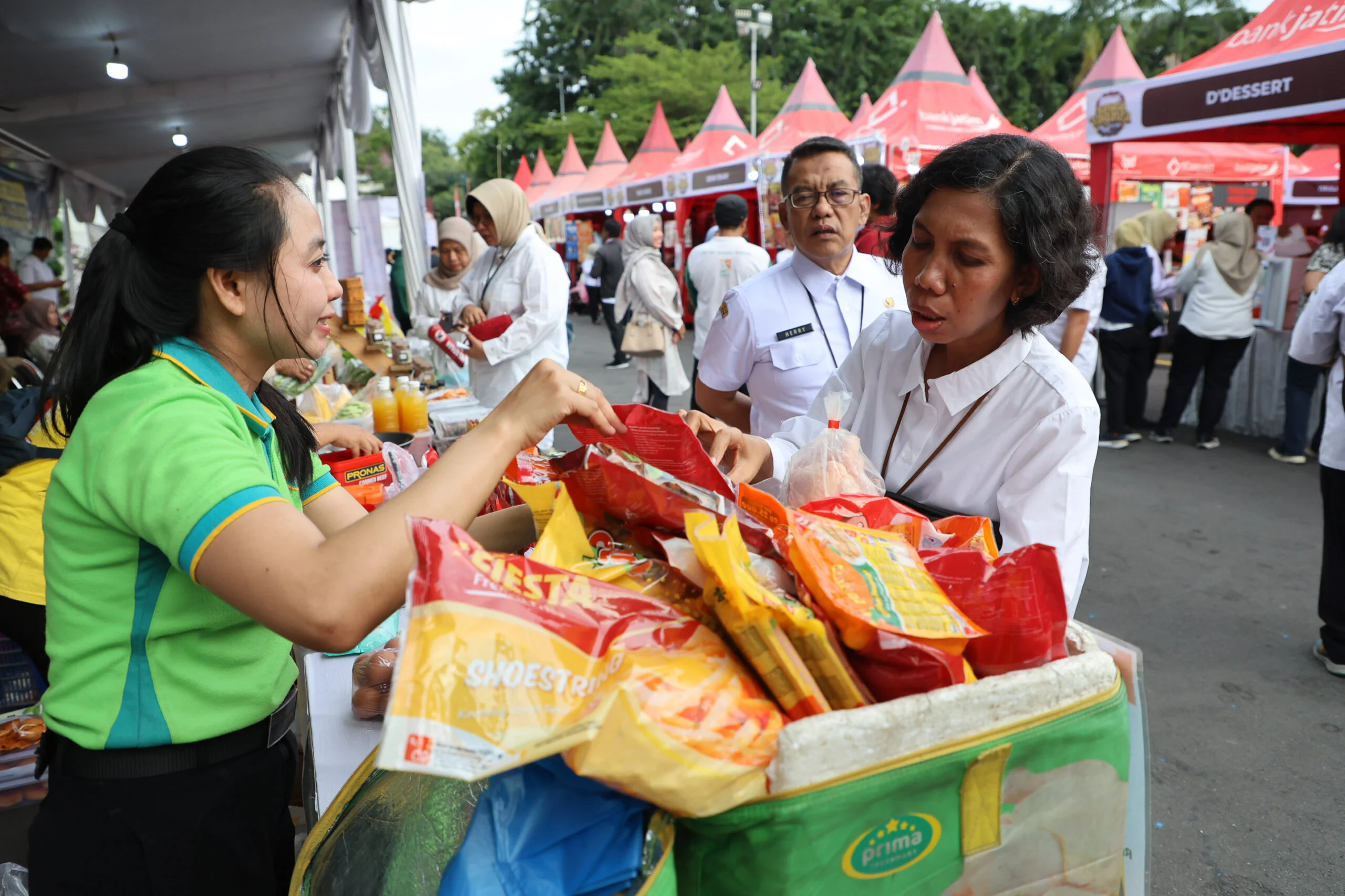 DPRD Surabaya Apresiasi Antusiasme Warga di Surabaya Vaganza 2026, Dorong Ekonomi Lokal