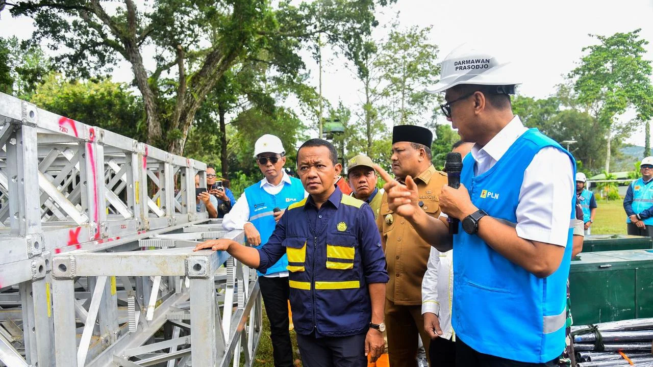 ESDM Desak PLN Percepat Pemulihan Gangguan Listrik di Sumatera