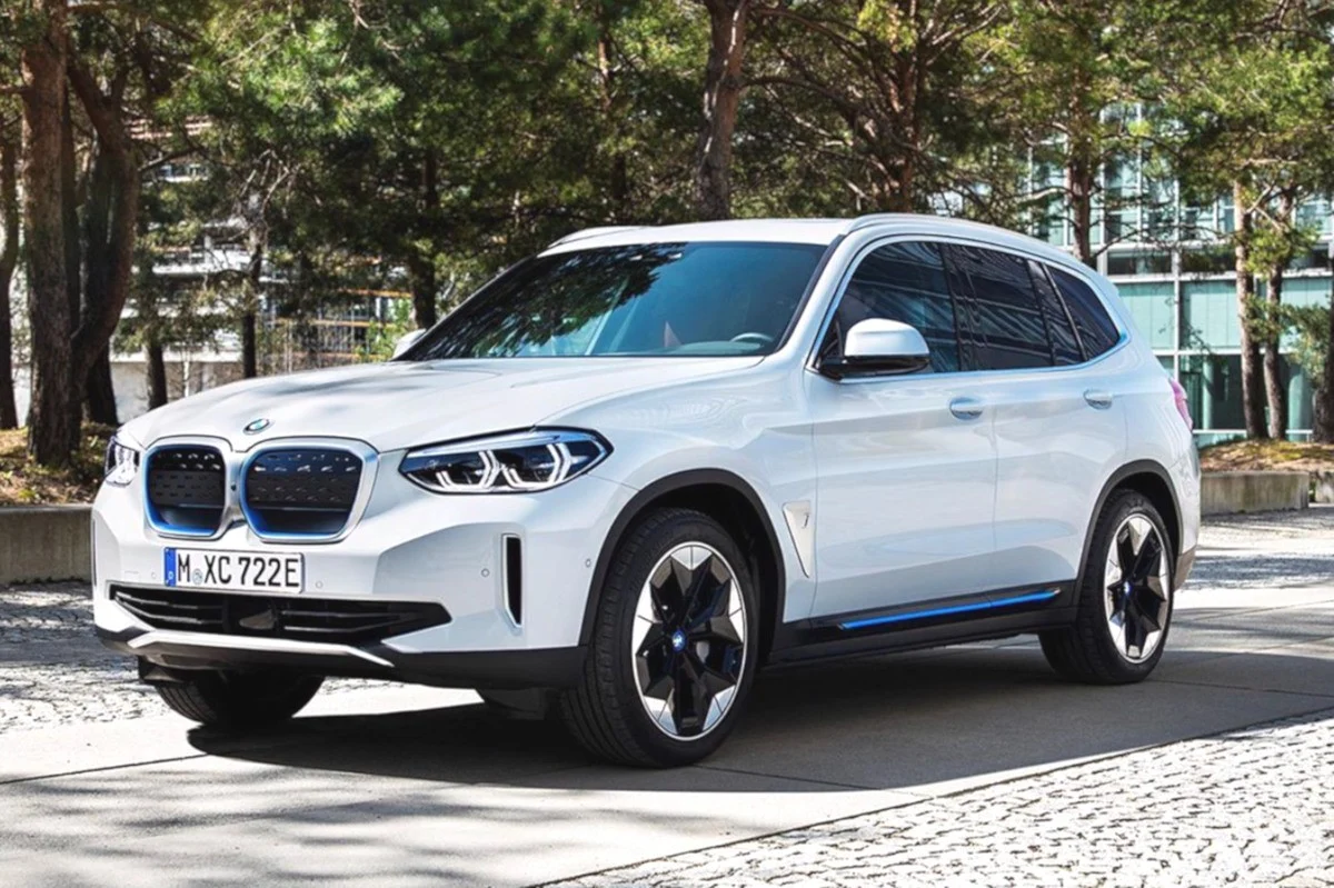 Estimasi Jarak Tempuh BMW iX3 Terungkap Menjelang Peluncuran di Amerika Serikat
