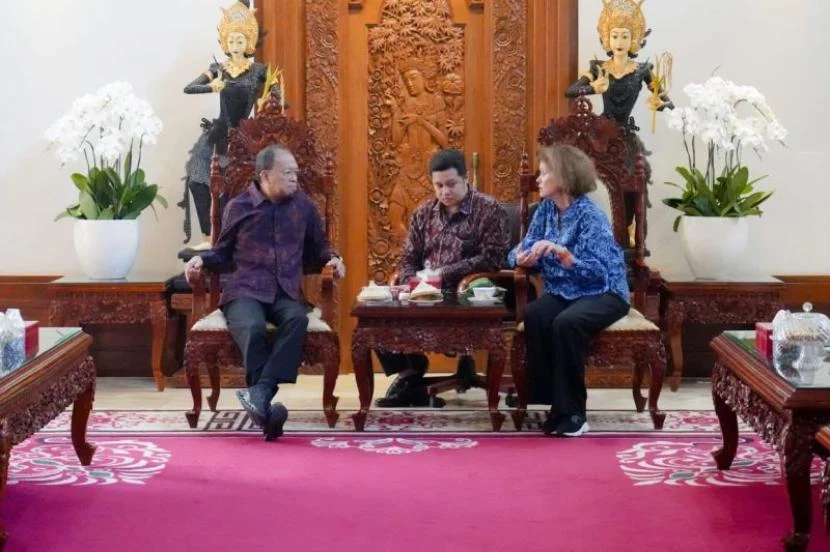 Gubernur Bali Terima Masukan World Bank tentang Lima Tantangan Utama Pulau Dewata