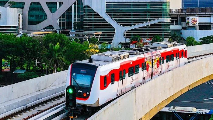 Gubernur Jakarta Pertimbangkan Perpanjangan Jalur LRT ke PIK 2 dan Bandara Soekarno‑Hatta