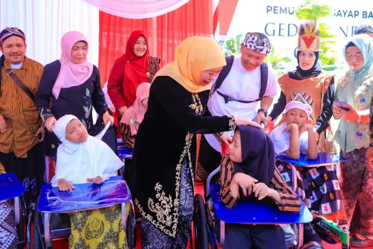 Gubernur Luncurkan 40 Sekolah Berintegritas di Jawa Timur