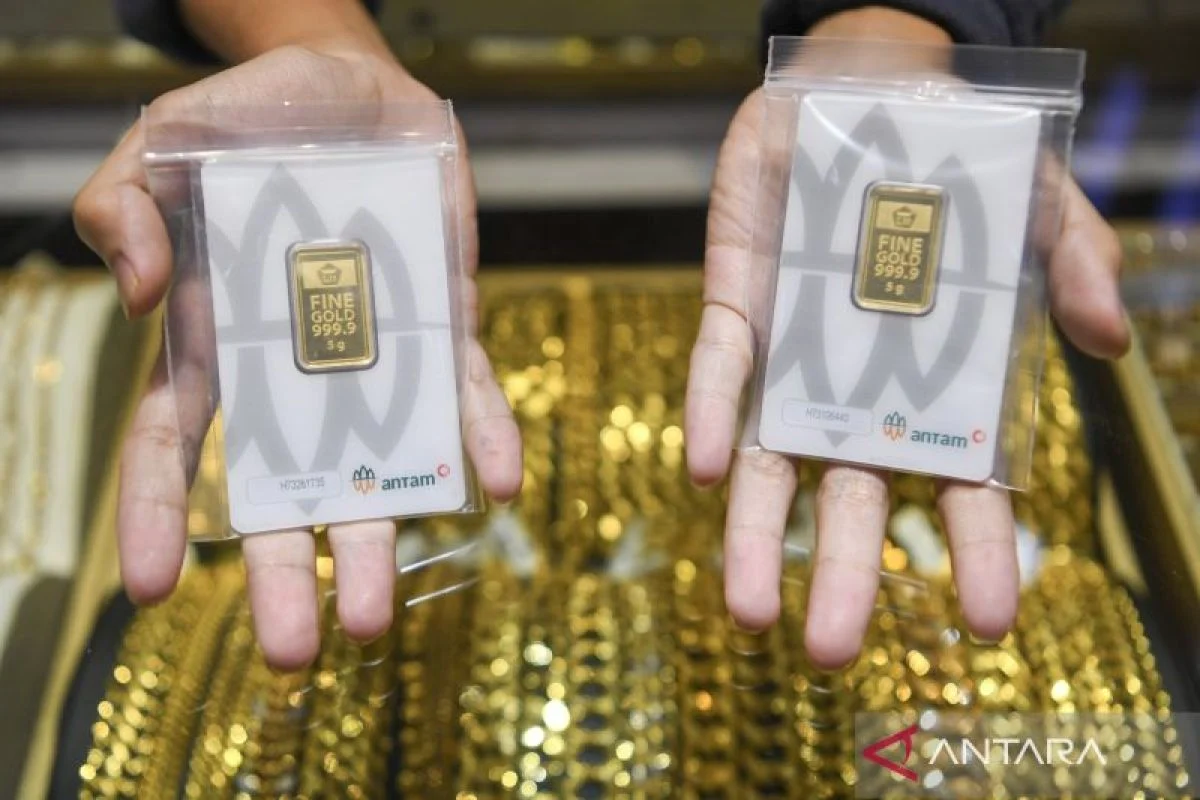 Harga Emas Antam Turun Drastis pada Kamis, 28 Mei 2026