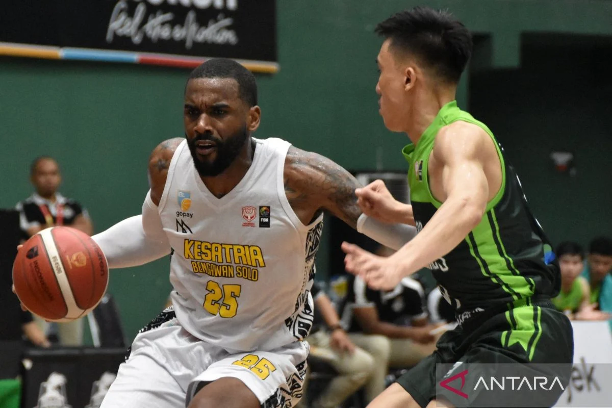 Hornbills Paksa Kesatria Bengawan Solo Mainkan Gim Ketiga Playoffs IBL GoPay 2026
