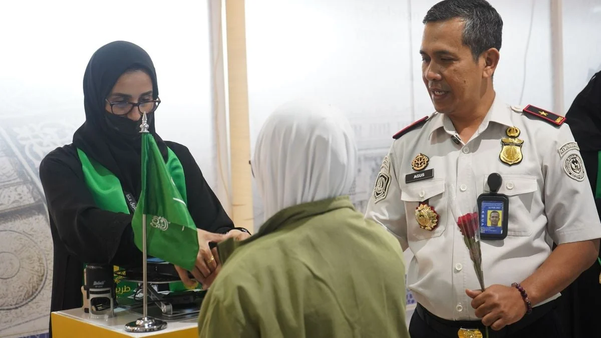 Imigrasi Surabaya Perkuat Pelayanan Makkah Route dan Gagalkan 18 Calon Haji Nonprosedural