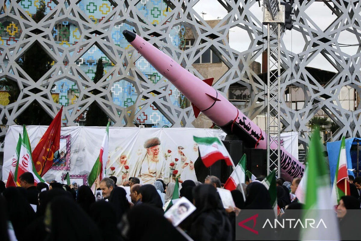 Iran Janji Buka Medan Pertempuran Baru Jika AS Menyerang Lagi