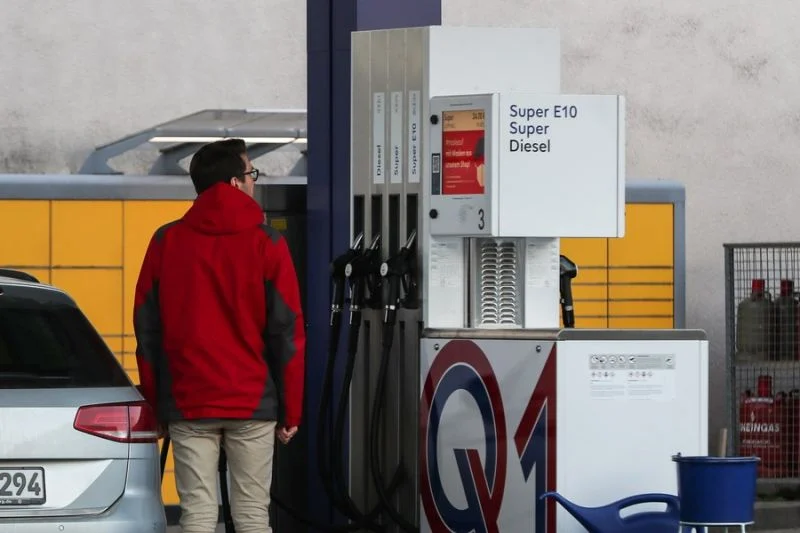 Italia Kecam Lambatnya Tindakan UE di Tengah Lonjakan Harga Bahan Bakar