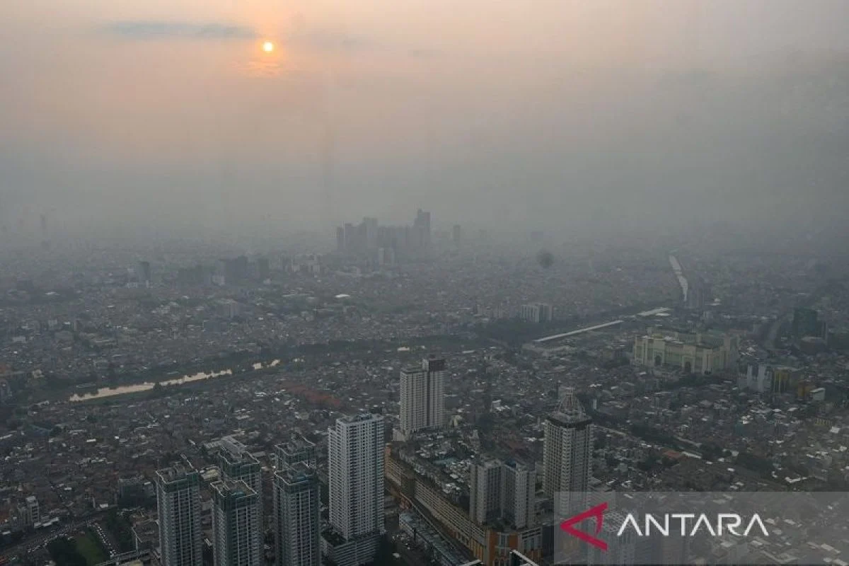 Jangan Lupa Pakai Masker, Udara Jakarta Tak Sehat Jumat Pagi Ini