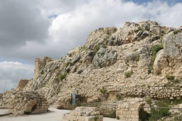 Kastel Beaufort di Lebanon Selatan Dicaplok Israel: Sejarah, Strategi, dan Dampaknya