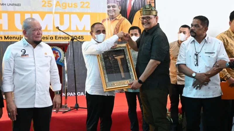 Ketua DPD RI Desak Mahasiswa Persiapkan Diri untuk Indonesia Emas 2045