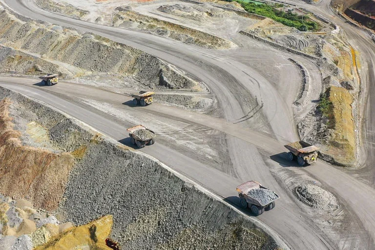 Kinerja Amman Mineral Kuartal I 2026 Melesat, Produksi dan Laba Berbalik Positif