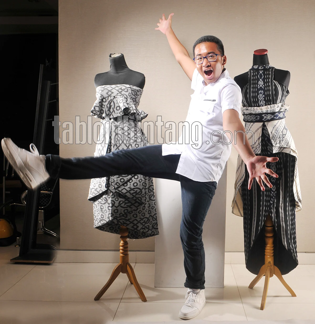 Kisah Inspiratif Rafi Ridwan: Desainer Disabilitas yang Mengembangkan Usaha Fesyen Berkat Dukungan BNI