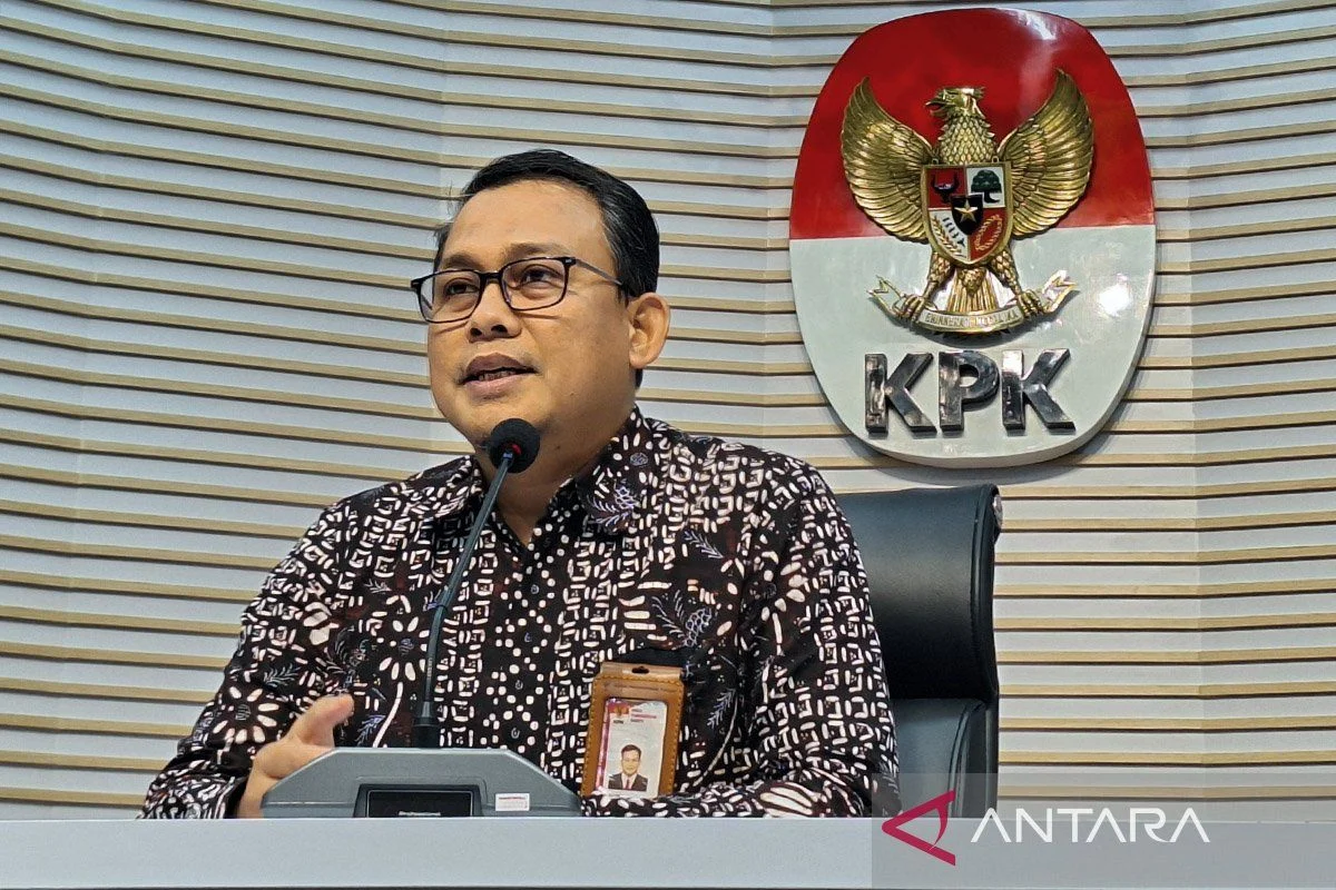 KPK Panggil Direktur PNBP SDA dan KND Kemenkeu sebagai Saksi dalam Penyidikan Kasus Pengelolaan Dana