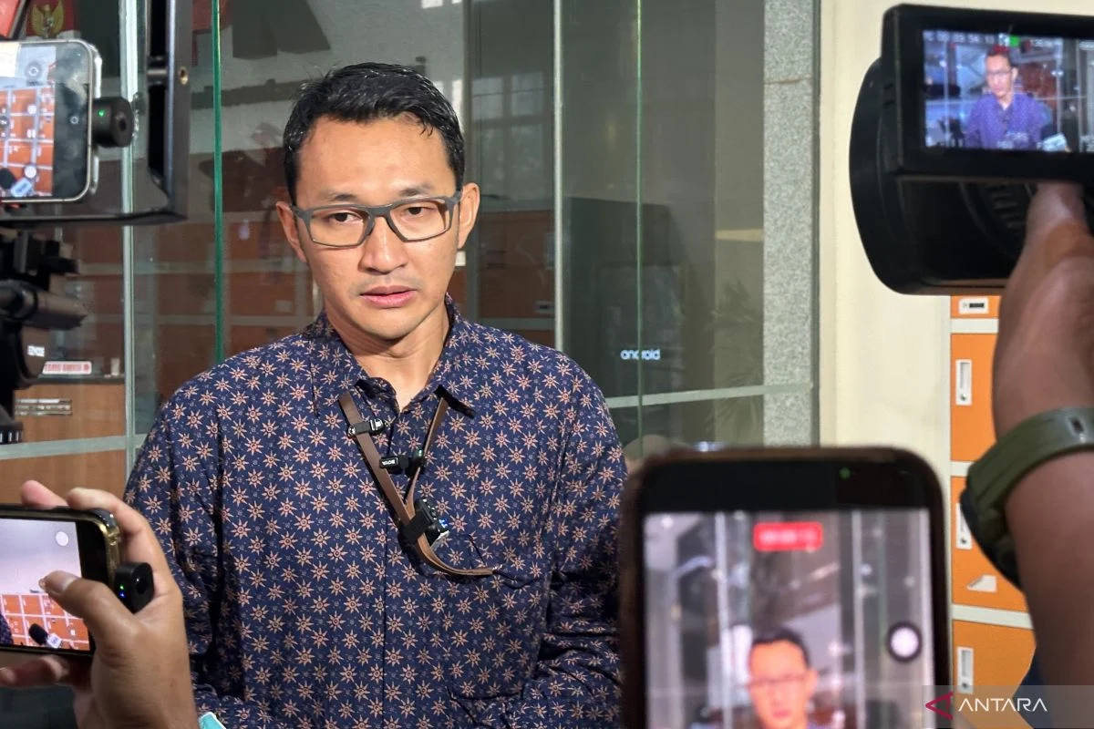 KPK Periksa Anggota DPRD Rejang Lebong Anton Doriska Terkait Paket Lelang