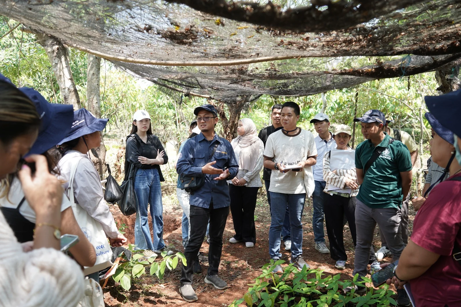 Kunjungi Kebun Kita Malaysia, Mahasiswa Biologi ITS Selami Pertanian Berkelanjutan Berbasis Zero Waste