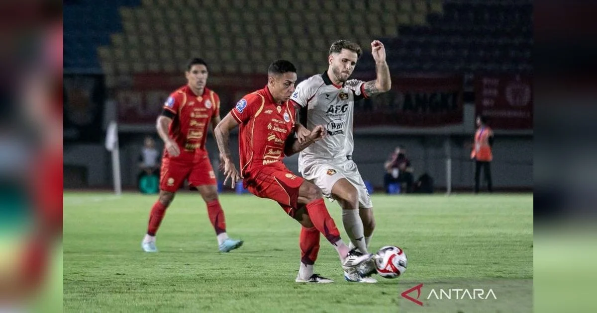 Mauricio Souza Nilai Penampilan Persija Lebih Baik Meski Takluk dari Persib