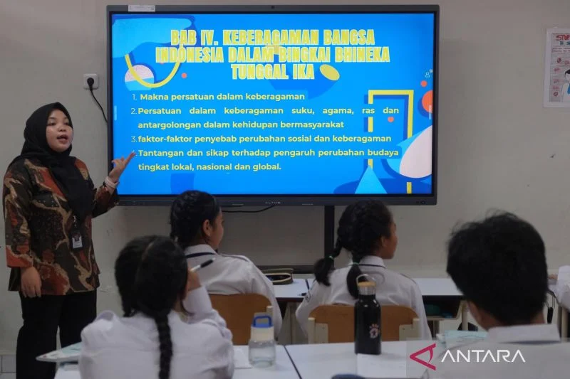 Menjaga Nyala dari Timur: Ikhtiar dan Harapan di Hari Pendidikan
