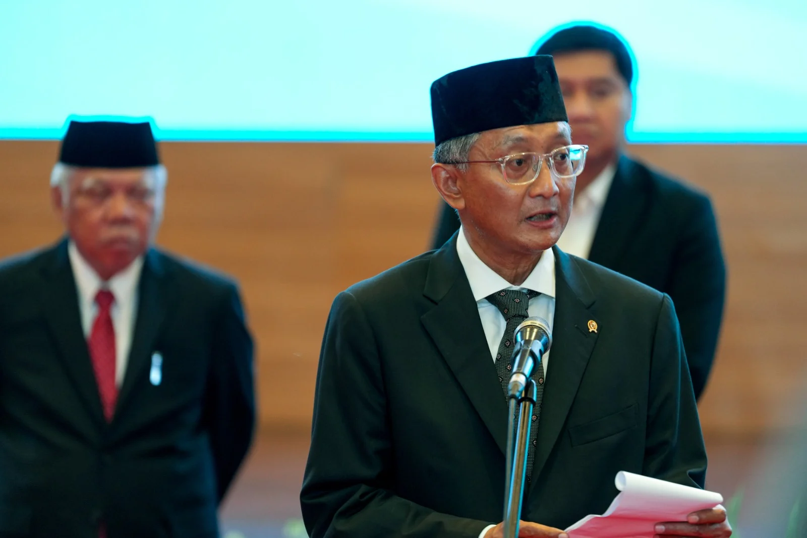 Menteri Dody Hanggodo Panggil Pulang 2 ASN Kementerian PU Terkait Dugaan Suap dan Insult Program MBG
