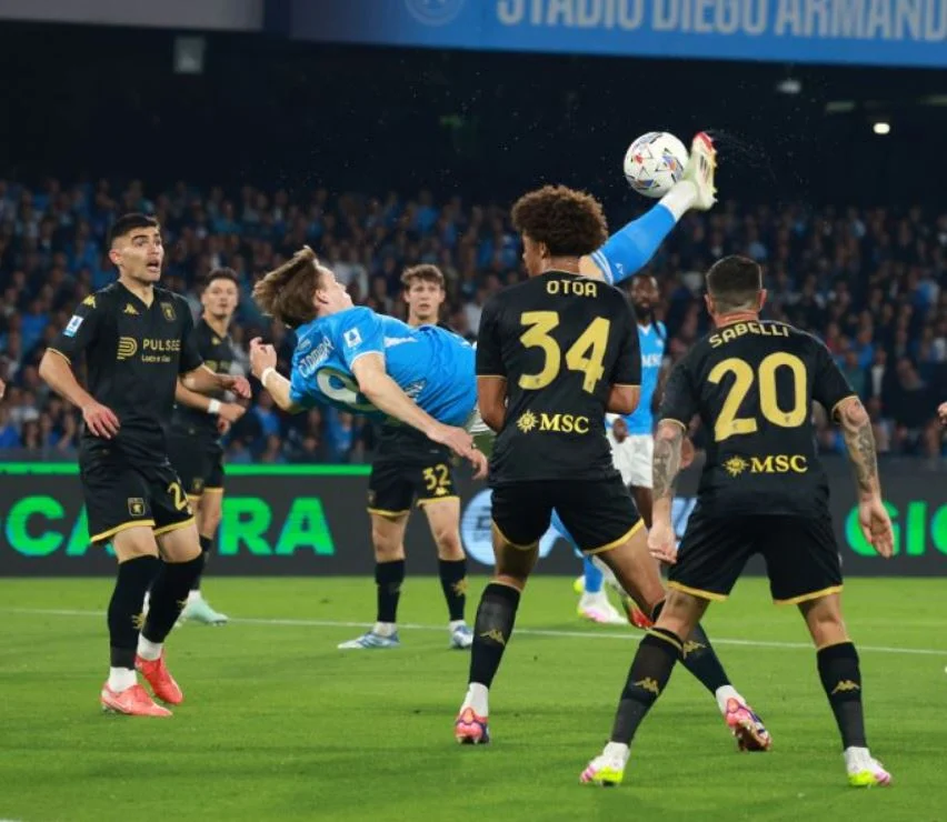 Napoli Gagal Cetak Gol Lawan Como, Inter Milan Mendekat ke Gelar Scudetto