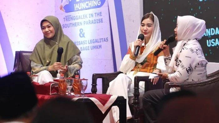 Novita Hardini Luncurkan Layanan Kesehatan Mata Gratis di Trenggalek
