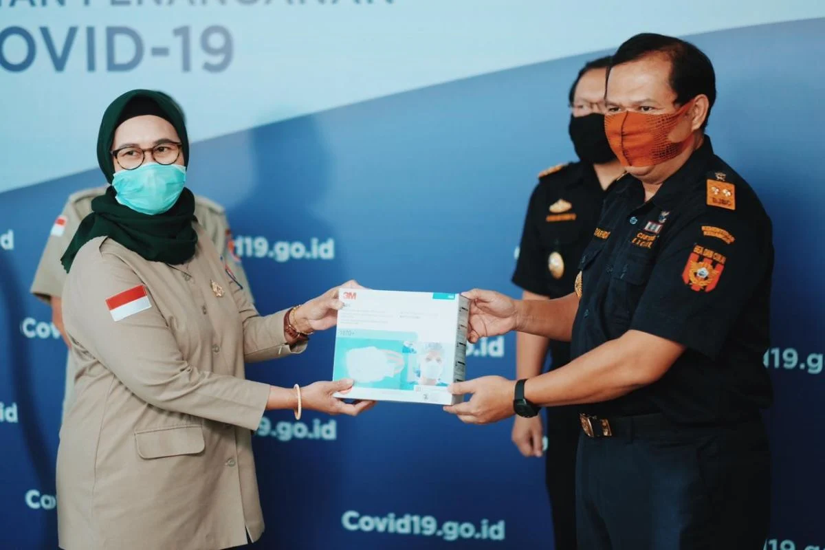 Otoritas New York Larang Staf Bea Cukai Memakai Masker