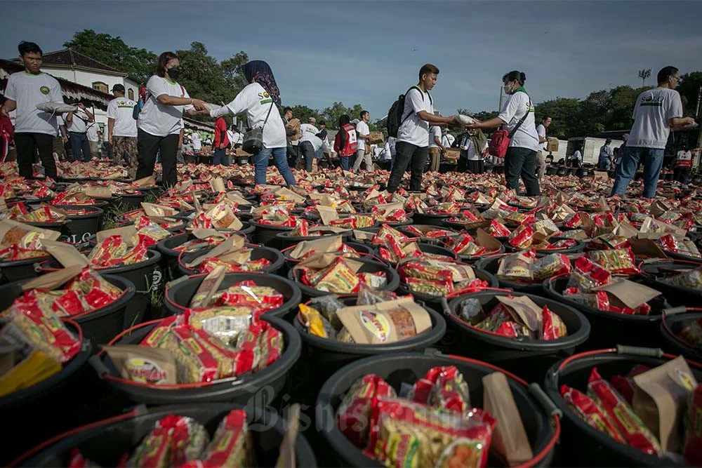 PDIP Kecam Bagi-bagi Sembako Rp100 Ribu pada May Day di Monas: Tidak Menyelesaikan Masalah