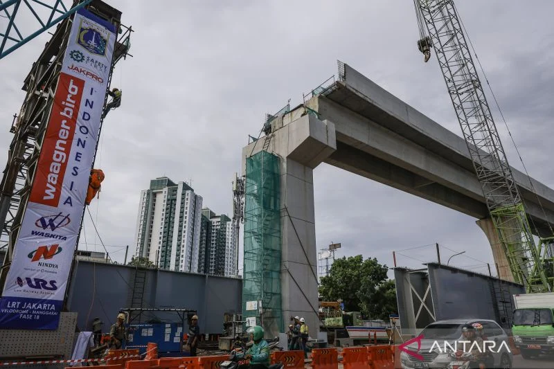 Pembangunan LRT Velodrome-Dukuh Atas Dinilai Bisa Redam Kemacetan