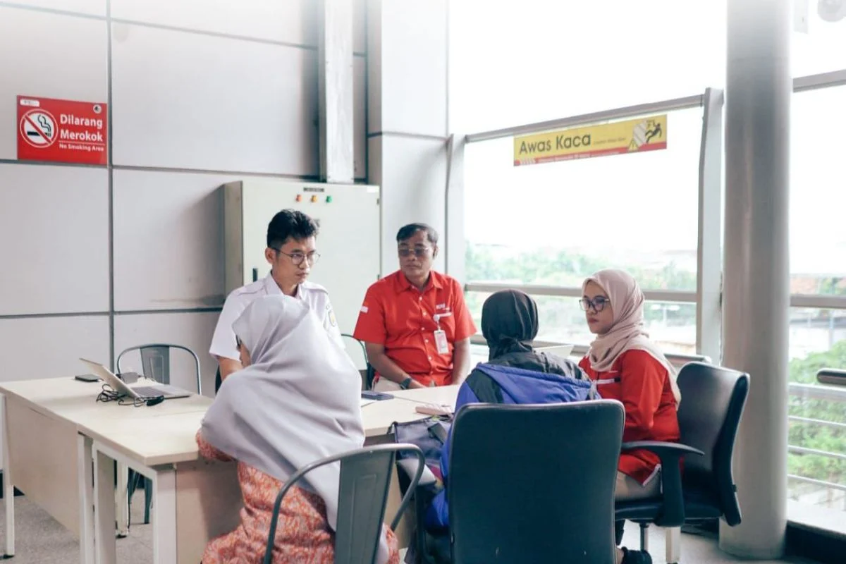 Pemulihan Pelanggan dan Operasional Cikarang Line Terus Berjalan