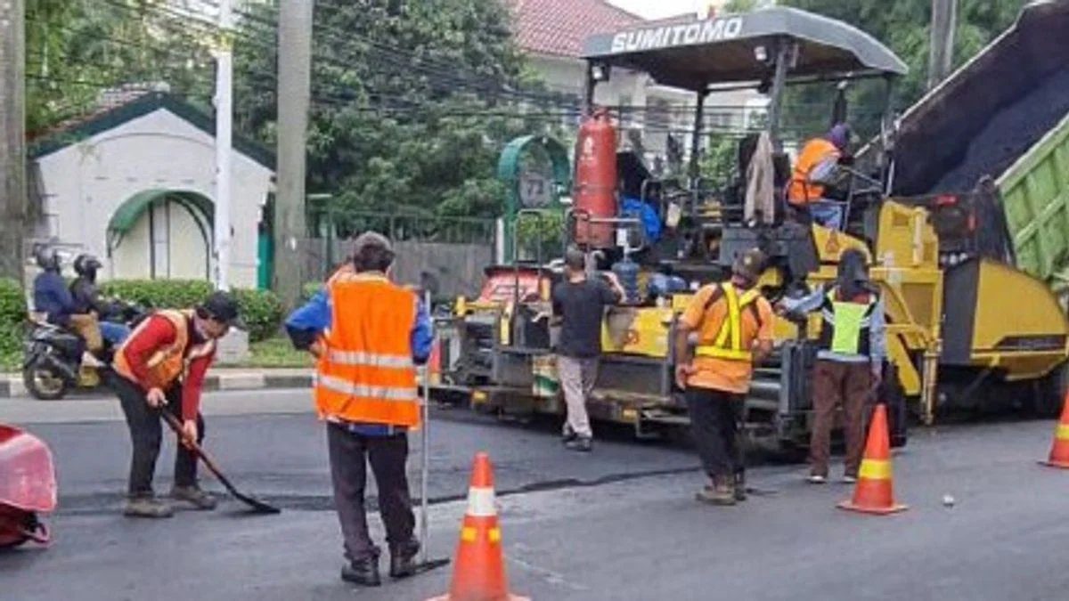 Perbaikan Jalan Ambles di Lenteng Agung Bikin Macet, Kasudin SDA Jaksel Minta Maaf