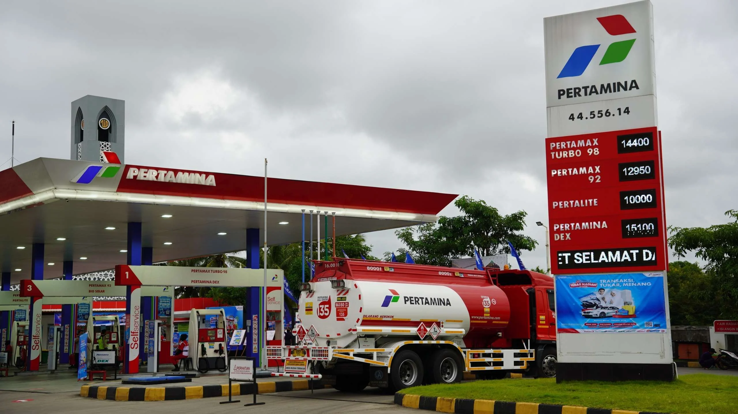 Pertamina Naikkan Harga BBM Non Subsidi, Harga Pertamina Dex Capai Rp27.900 per Liter