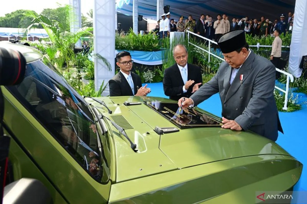 Pindad Siap Produksi Mobil Transparan untuk Presiden Prabowo