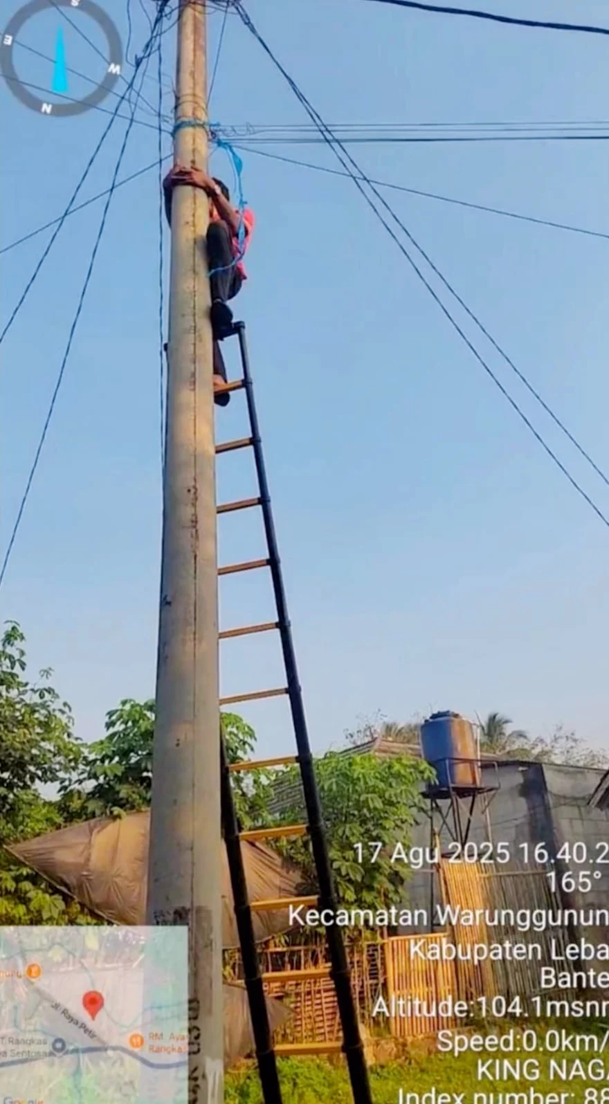 PLN Watch Tegaskan Larangan Perusahaan Internet Pakai Tiang PLN Tanpa Izin