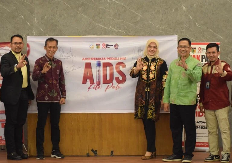 Pojok Rupiah dan Pemkot Palu Gelar Kampanye Kemanusiaan HIV/AIDS