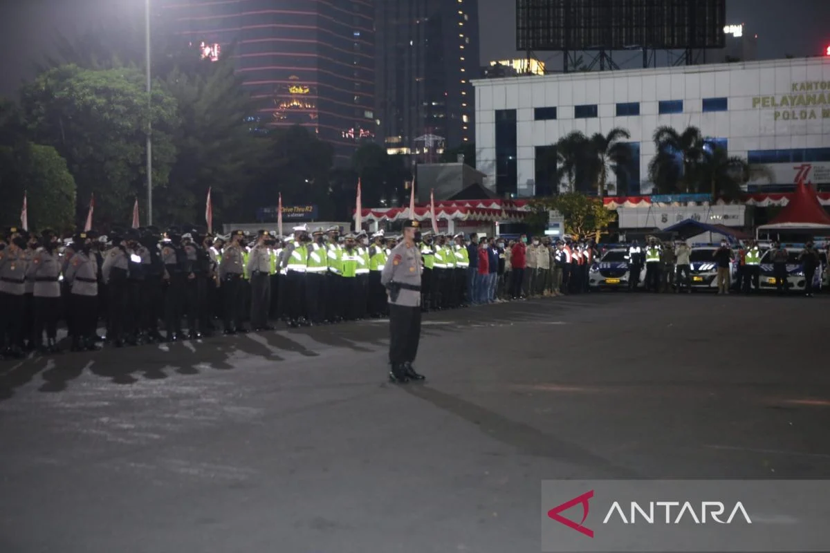 Polda Metro Jaya Gelar Pengamanan Besar-besaran untuk Aksi Hardiknas dengan 3.545 Personel