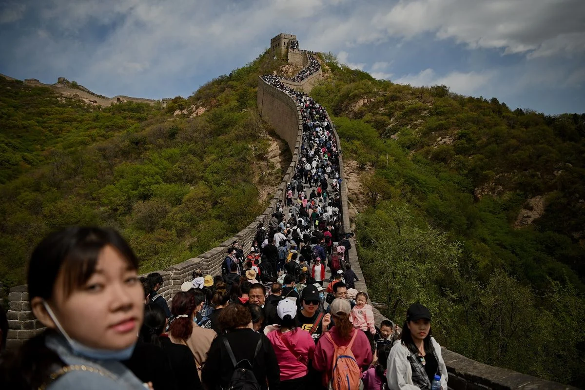 Potret Liburan Hari Buruh di China: Tren Wisata Massal dan Dampaknya pada Ekonomi