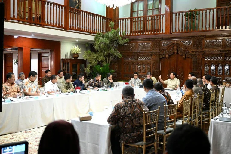 Prabowo pimpin ratas di Hambalang bahas pendidikan hingga pertahanan