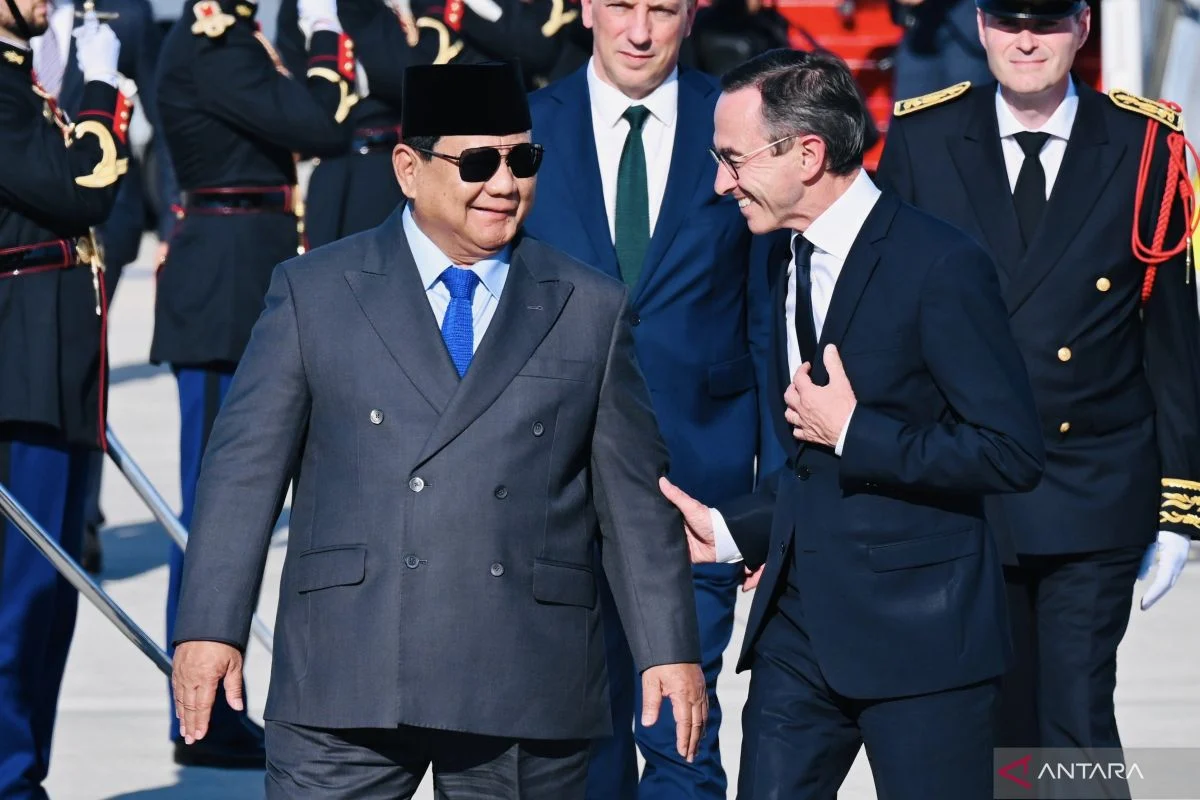 Presiden Prabowo Subianto Tiba di Paris, Siapkan Shalat Idul Adha dan Kunjungan Resmi