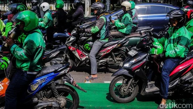 Realita Pahit Driver Ojol: Dari Tarif 16 Ribu Hanya Dapat 10 Ribu, Kini Tagih Janji Prabowo di May Day 2026